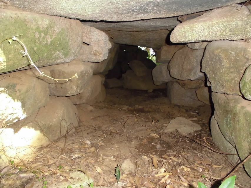 西油山古墳群 B 支群 2 号墳石室実測図